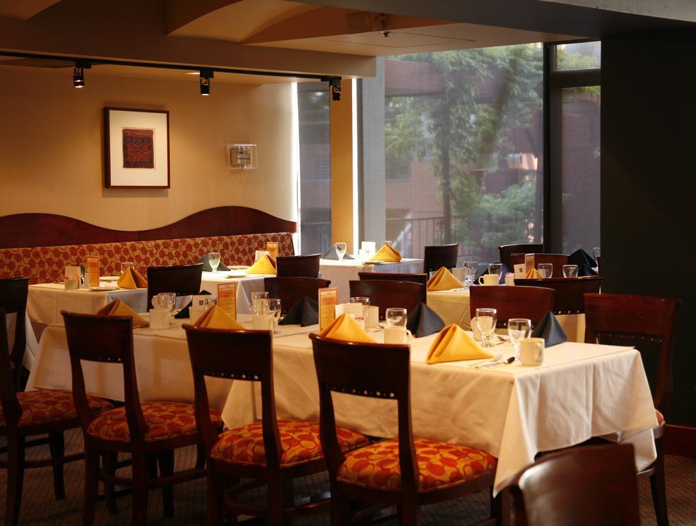 Quality Hotel Downtown-Inn At False Creek Vancouver Esterno foto